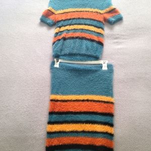 Women's medium colorblock 2 pc co-ord skirt set